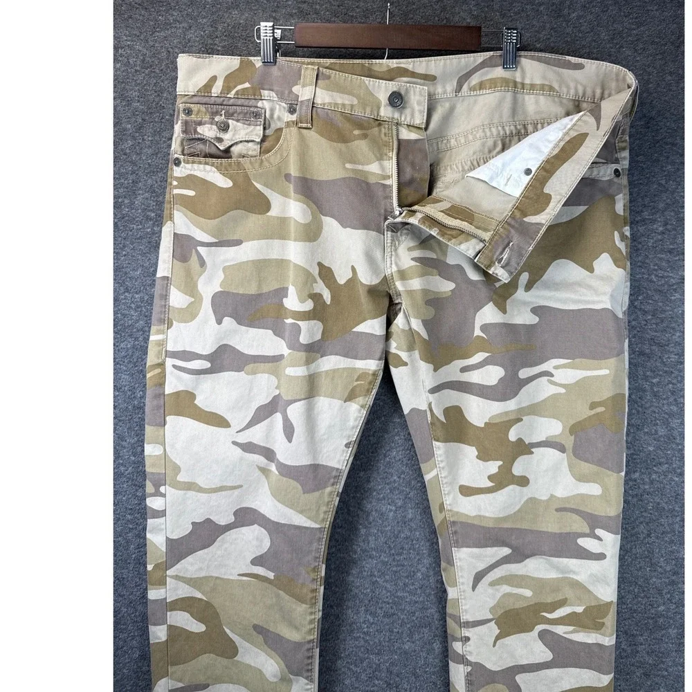 True Religion Ricky Pants Mens 42 Tan Camo Flap Straight Leg Military Preppy Hip